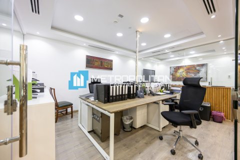 Снять в аренду офис в Аль-Рим, Абу-Даби, ОАЭ 168.8м2, № 679506 - фото 3