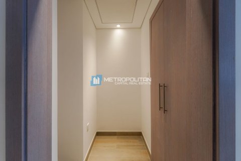 Apartment til leje i Yas Island, Abu Dhabi, UAE 2 soveværelser, 100.2 kvm № 679508 - foto 15