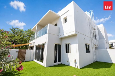Townhouse in Dubai, UAE 4 bedrooms, 311.2 sq.m. № 709955