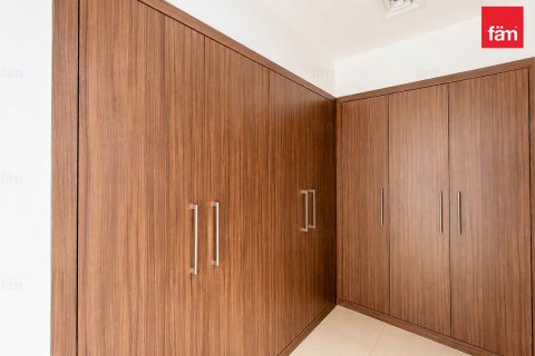 Řadový dům v Dubai, SAE 4 ložnice, 311.2 m² Č.: 709955 - fotografie 11