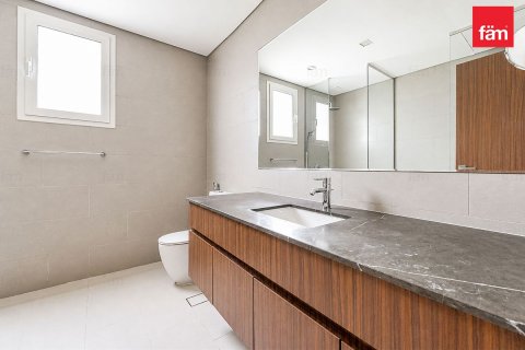 Řadový dům v Dubai, SAE 4 ložnice, 311.2 m² Č.: 709955 - fotografie 12