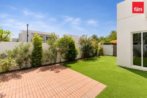 Řadový dům v Dubai, SAE 4 ložnice, 311.2 m² Č.: 709955 - fotografie 24