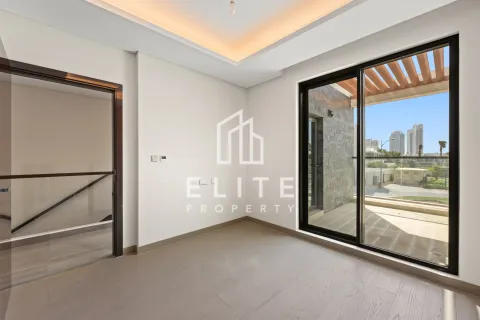 Зняти в оренду таунхаус в DAMAC Hills (Akoya by DAMAC), Дубай, ОАЕ 4 кімнати, 316м2, № 681730 - фото 23