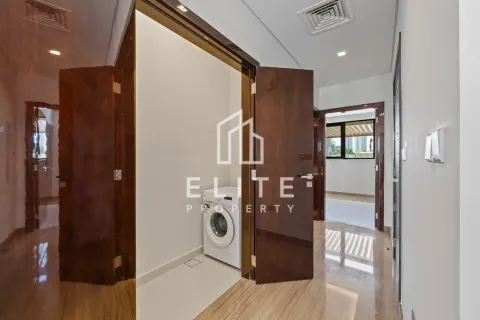 Зняти в оренду таунхаус в DAMAC Hills (Akoya by DAMAC), Дубай, ОАЕ 4 кімнати, 316м2, № 681730 - фото 10