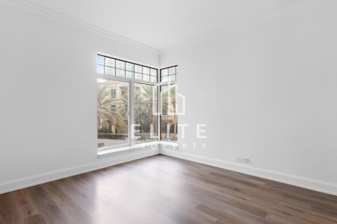 Appartamento in affitto a Dubai Marina, Dubai, EAU 3 camere da letto, 216 mq. № 681727 - foto 10