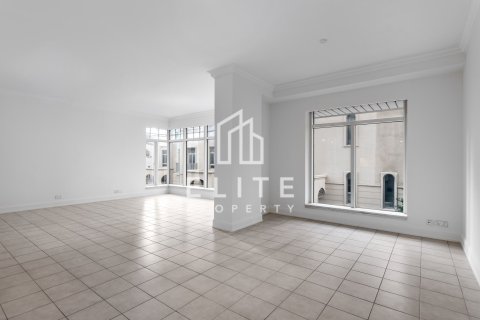 Appartamento in affitto a Dubai Marina, Dubai, EAU 3 camere da letto, 216 mq. № 681727 - foto 4