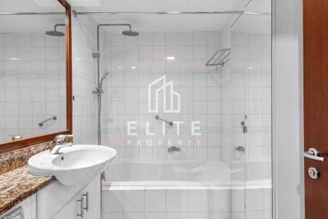 Appartamento in affitto a Dubai Marina, Dubai, EAU 3 camere da letto, 216 mq. № 681727 - foto 28