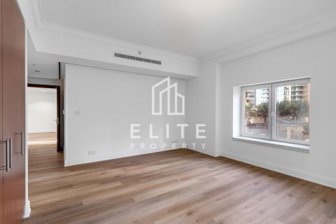 Appartamento in affitto a Dubai Marina, Dubai, EAU 3 camere da letto, 216 mq. № 681727 - foto 3