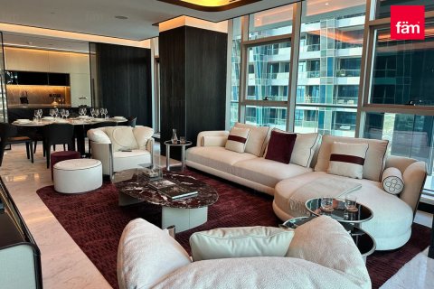 Apartment in Business Bay, Dubai, UAE 2 bedrooms, 173.9 sq.m. № 708241