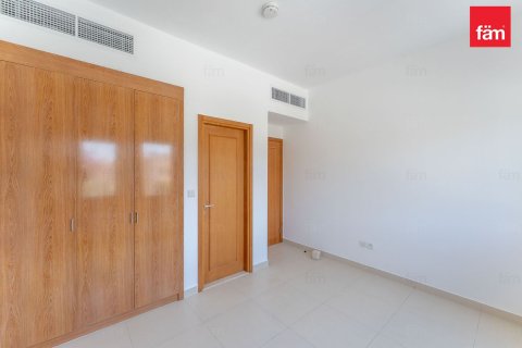 Řadový dům v Dubai, SAE 3 ložnice, 258.2 m² Č.: 721695 - fotografie 2