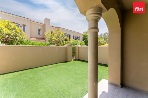 Řadový dům v Dubai, SAE 3 ložnice, 258.2 m² Č.: 721695 - fotografie 4