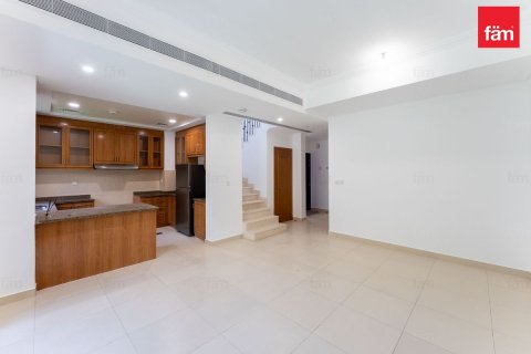 Řadový dům v Dubai, SAE 3 ložnice, 258.2 m² Č.: 721695 - fotografie 15